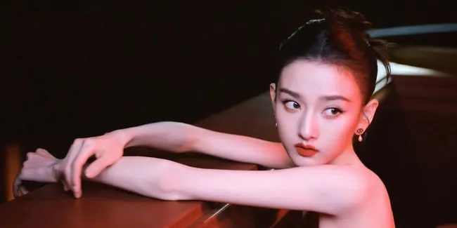 Drama China Modern Kiss in the Wind Dirumorkan Bakal Diperankan Song Zu'er dan Song Weilong