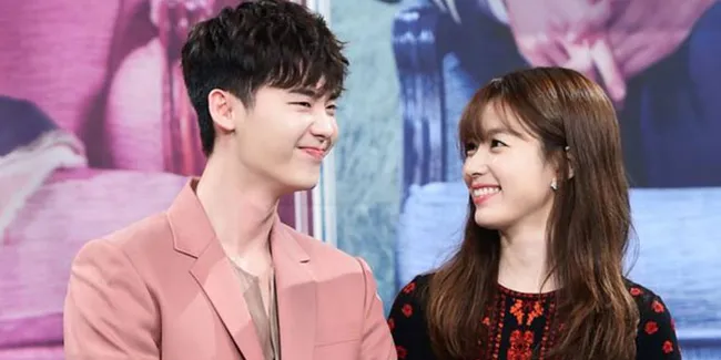 Drama Lee Jong Suk 'W' Jadi Yang Paling Banyak Dibicarakan