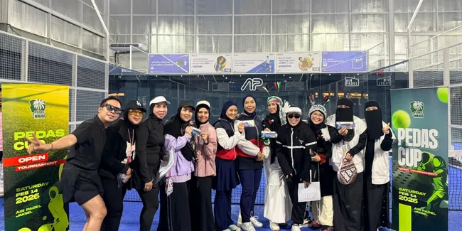 Elma Theana Rayakan Valentine dengan Ikut Turnamen Padel
