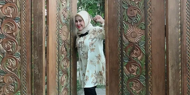 Elvy Sukaesih Ungkap Gejala Covid-19 yang Sempat Dirasakan, Tak Bisa Cium Aroma Apapun - Rasa Makanan Hambar