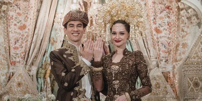 Enzy Storia Resmi Menikah! Sempat LDR 2 Tahun Dengan Sang Kekasih
