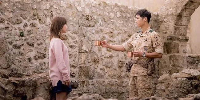Episode Special 2 'Descendants of The Sun' Kembali Puncaki Rating