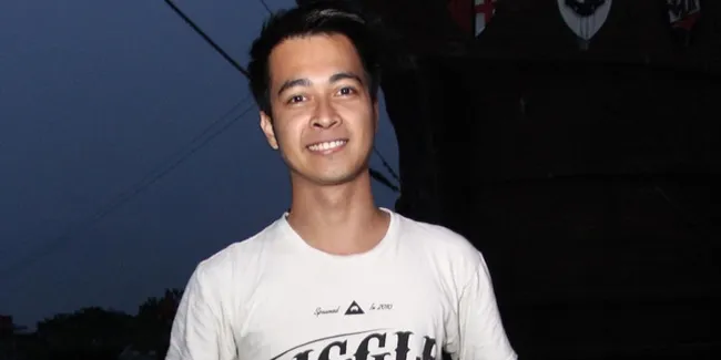 Eza Gionino Jadi Anak Baik-Baik