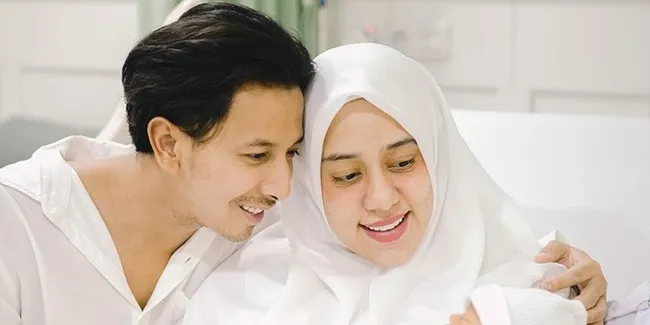 Fairuz A Rafiq Ungkap Kronologi Sonny Septian dan Anak-anak Terpapar Covid-19, Nangis Harus 11 Hari Terpisah