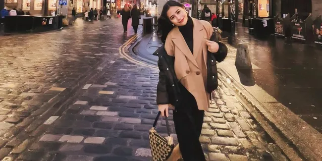 Fakta Menarik Prilly Latuconsina, Artis Cantik Penuh Prestasi yang Ternyata Fans Berat Doraemon