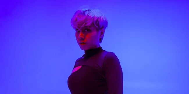 Fei Luthfy Mengingatkan Kita Tentang Sebuah Batasan Melalui ‘Time Bomb’