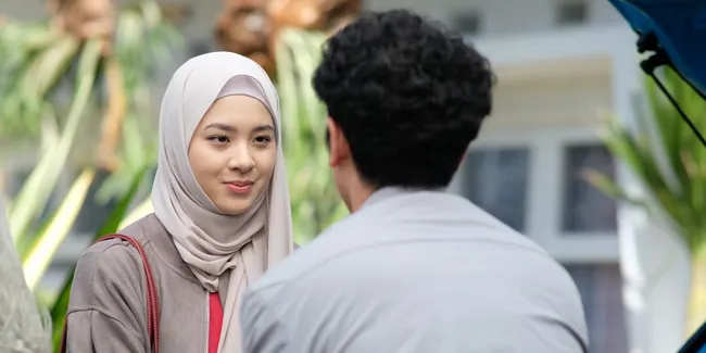 Film "Kupilih Jalur Langit" Resmi Tayang, Kisah Zee Asadel dan Emir Mahira Tuai Perhatian