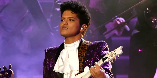'Finesse', Video Baru Bruno Mars Yang Kental Dengan Nuansa Retro