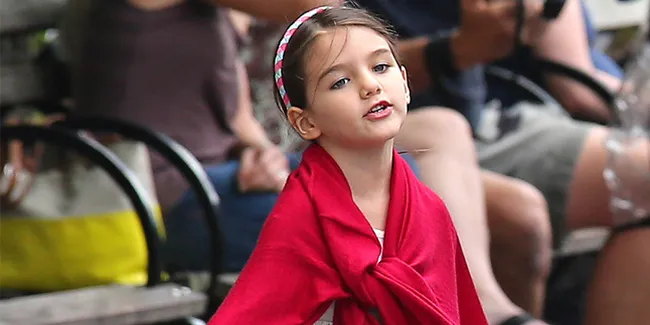 [FOTO] Berpose Kocak, Suri Cruise Makin Lucu &#38; Menggemaskan