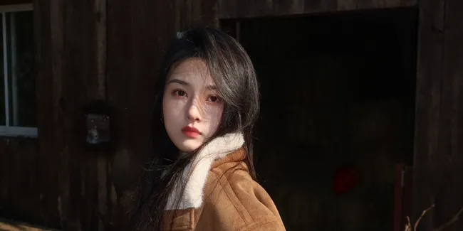 Foto Close Up Song Zuer dengan Balutan Makeup, Cantiknya Gak Ketolong