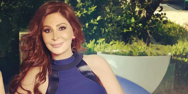 [FOTO] Tampil Dengan Bikini, Pop Star Lebanon Dapat Protes Keras!