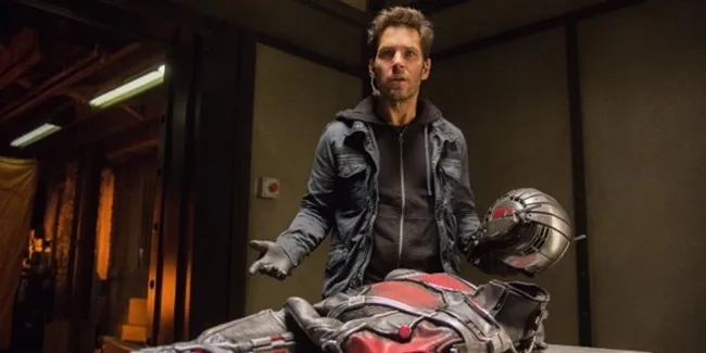 [Foto] Finally! Ini Penampakan Pertama Ant-Man Untuk 'CIVIL WAR'