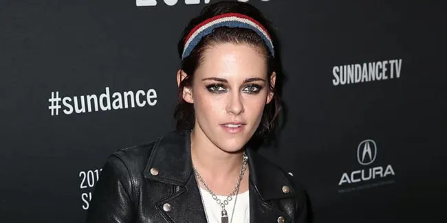 [FOTO] Gaya Tomboy Kristen Stewart Yang Makin Mirip Cowok