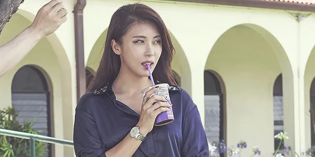 [FOTO] Ha Ji Won Pamerkan Kemampuan Yoga, Body Lentur Abis