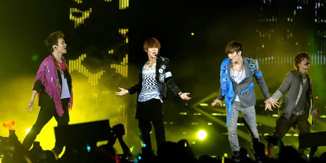 [FOTO] Intip Megahnya Panggung Konser SHINee di Jakarta