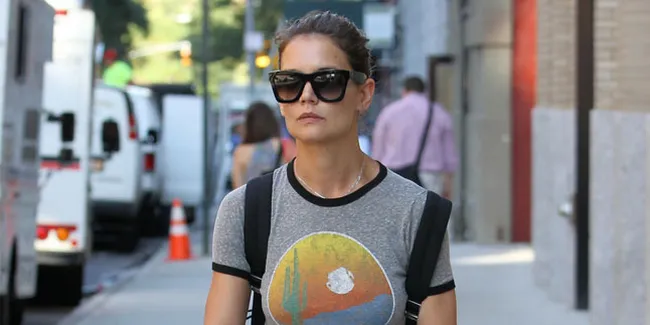 [FOTO] Kala Ekspresi Katie Holmes Murka, Masihkah Cantik?