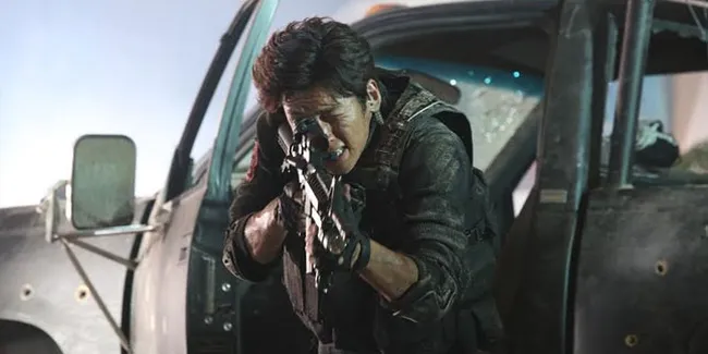 FOTO: Kebersamaan Ji Chang Wook Bareng Aktor 'FABRICATED CITY'