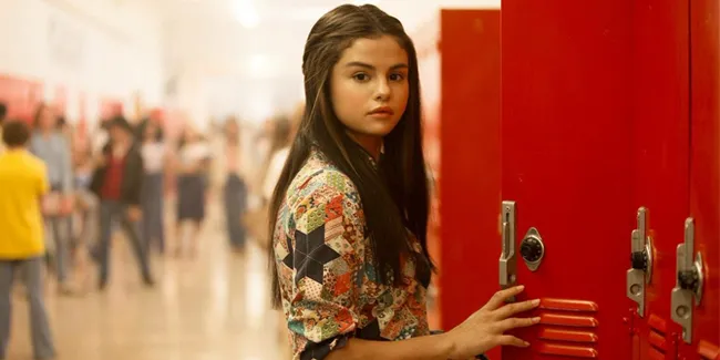 [FOTO] Manja, Selena Gomez Tertangkap Peluk Mesra Justin Bieber