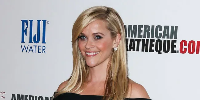 [FOTO] Photoshop Fail Vanity Fair, Kaki Reese Witherspoon Ada 3!