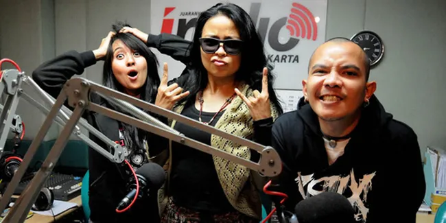 [Foto] Sederhana! Penampilan Chua, Pembetot Bass Kotak