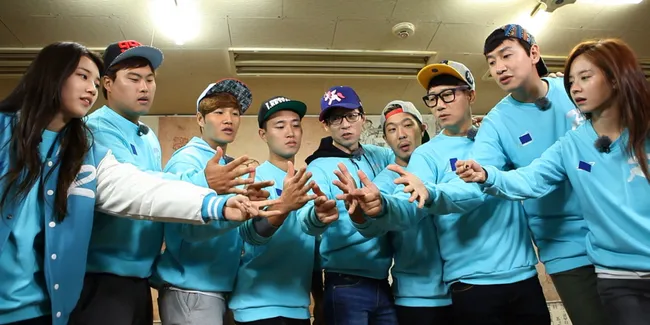 FOTO: Wow! Intip Momen Member 'Running Man' Pamer Jet Pribadi