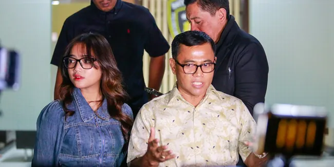 Fuji Diserang Netizen Usai Memberikan Komentar Terkait Kebabasan Tubagus Joddy, Haji Faisal Beri Pembelaan