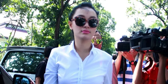 Gara-Gara Bebek Nungging Produser 'Dahsyat' Bungkam