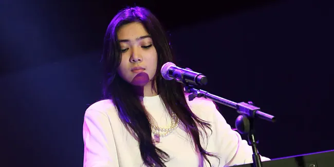 Gara-Gara 'Say Something', Isyana Berubah Jadi Christina Aguilera