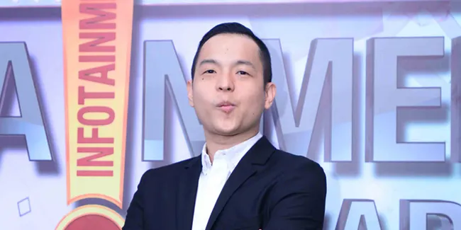 Gara-gara Tweetnya, Kontrak Iklan Ernest Prakasa Tak Diperpanjang