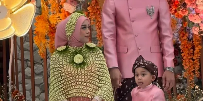 Gelar 7 Bulanan Anak Kedua, Lesti Kejora dan Rizky Billar Ungkap Rasa Syukur Dikaruniai Calon Bayi Perempuan