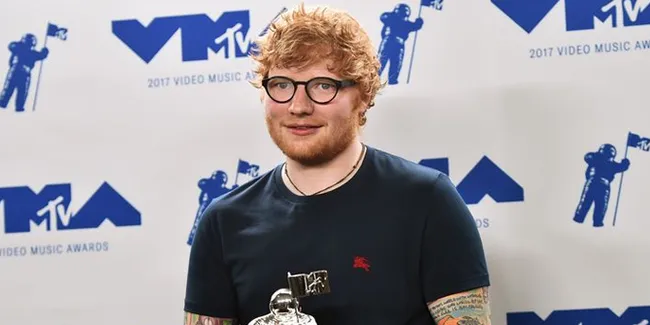 Gelar Pesta Sederhana & Diam-Diam, Ed Sheeran Resmi Menikah dengan Cherry Seaborn