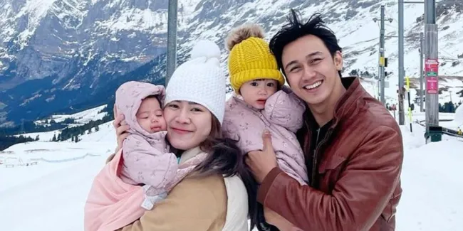 Gemesin Banget! Potret Felicya Angelista Momong Graziel dan Baby Zefanya
