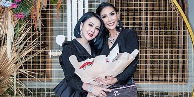 Geram Dengar Fitnah dari Ayah Angkat Syahrini, Ternyata Ini Profesi Laurens Menurut Junita Liesar Sahabat Sang Incess