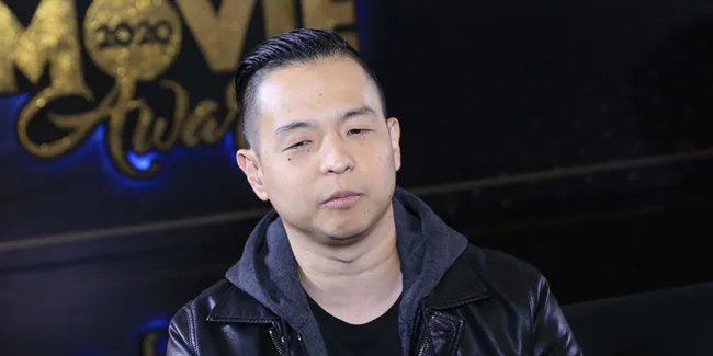 'GHOST WRITER 2' Sedang Digarap, Sutradara Diganti - Ernest Prakasa Tak Lagi Terlibat