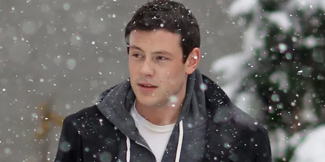 'GLEE' Rilis Video Menyentuh Untuk Mengenang Cory Monteith