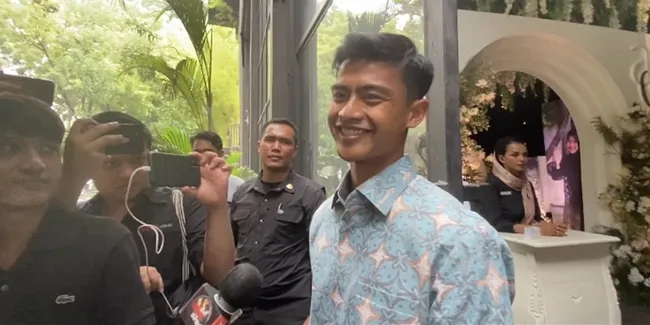 Hadiri Akad Nikah Egy Maulana dan Adiba Khanza, Pratama Arhan Tak Ditemani Azizah Salsha Tapi Bersama Ibu Mertuanya