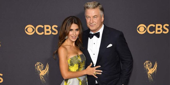 Hamil 4 Bulan, Hilaria Istri Alec Baldwin Alami Keguguran untuk ke-2 Kalinya