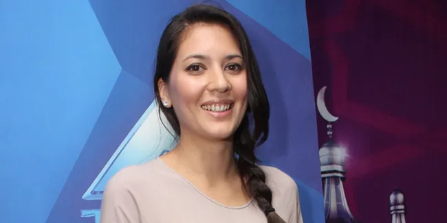 Hannah Al Rashid Kesulitan Belajar Masak Menu Indonesia