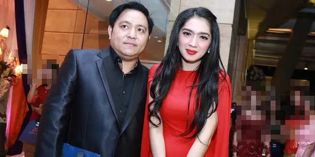 Harga Diri Suami Angel Karamoy Jatuh, Adakah Rencana Untuk Cerai?