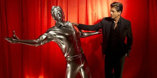 Heboh! Karan Johar Nyatakan Cinta Pada Shahrukh Khan