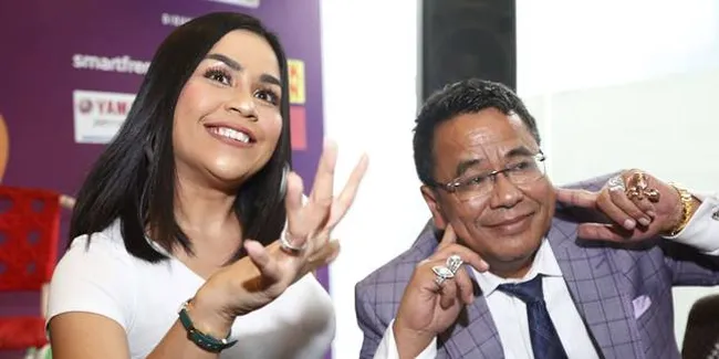 Hotman Paris Punya Panggilan Nyeleneh Ini untuk Melaney Ricardo