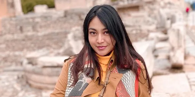 Ibu dan Adik Meninggal Karena Terjebak Dalam Kapal, Ayu Anjani Merasa Bersalah Karena Hal Ini