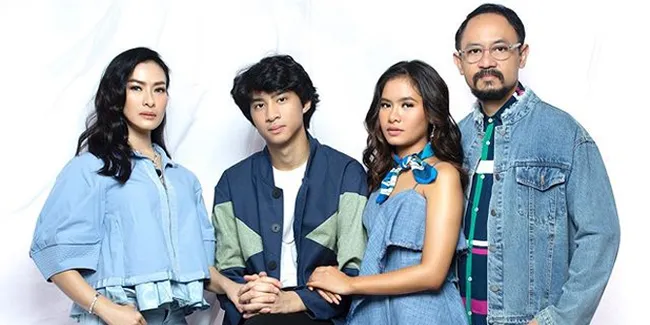 Iis Dahlia Bangga Devano Danendra Makin Produktif Ciptakan Lagu