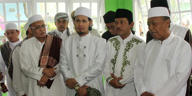 Iklan Guntur Bumi Tampilkan Mantan Menteri Agama dan Tokoh FPI