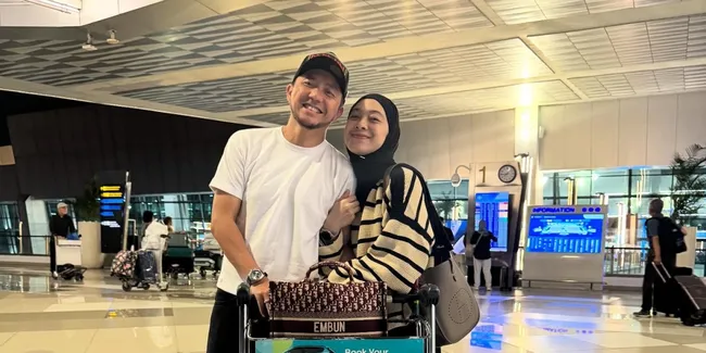 Ikut Turnamen Padel, Omesh Ngaku Awalnya 'Ditodong' Dian Ayu Lestari