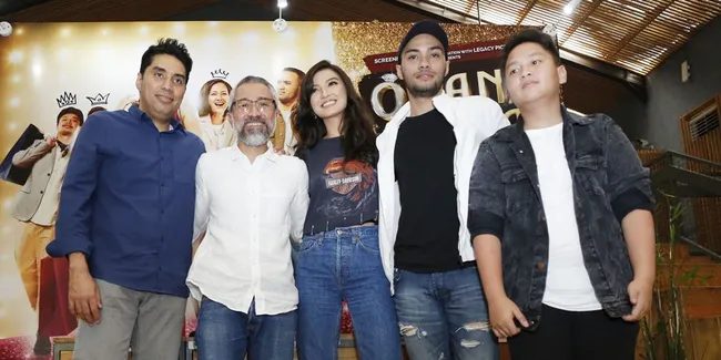 Ingat Pernah Hidup Susah, Joko Anwar Tulis Skenario Film 'ORANG KAYA BARU'