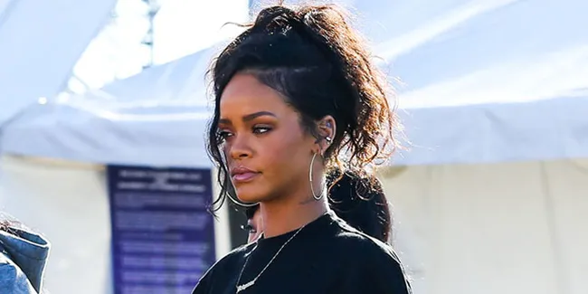 Ingin Berikan Chris Brown Kondom, Rihanna Sindir Mantannya Itu?
