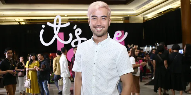 Ini Alasan Kenapa Vidi Aldiano Tampil 'Warna-Warni' di MV Baru