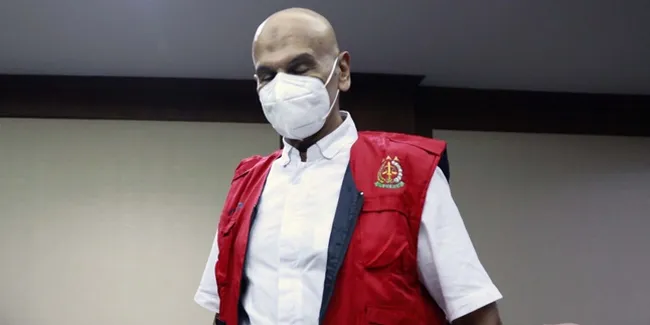 Ini Alasan Zaskia dan Shireen Tak Pernah Jenguk Mark Sungkar di Tahanan