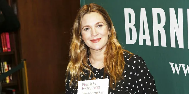 Ini Dia Bagian Tubuh Yang Tak Disukai Drew Barrymore!